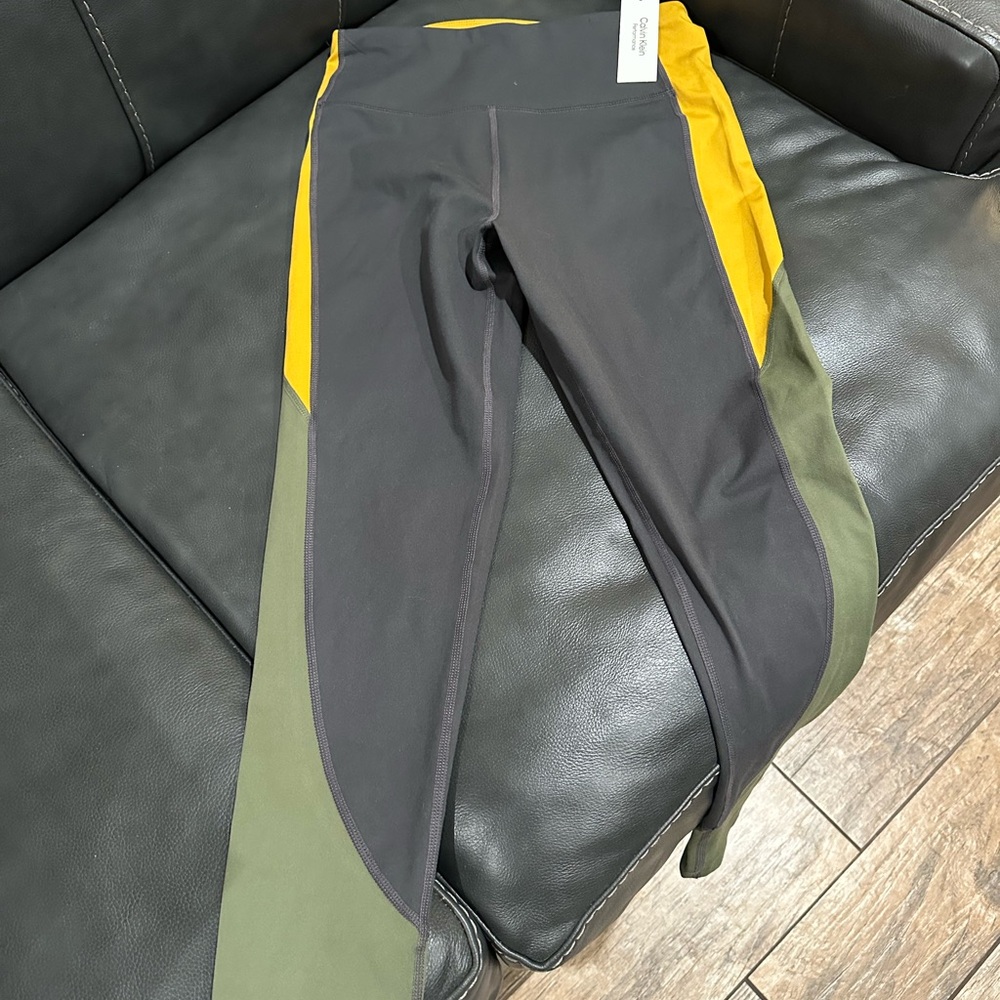 Black and Yellow workout Leggings